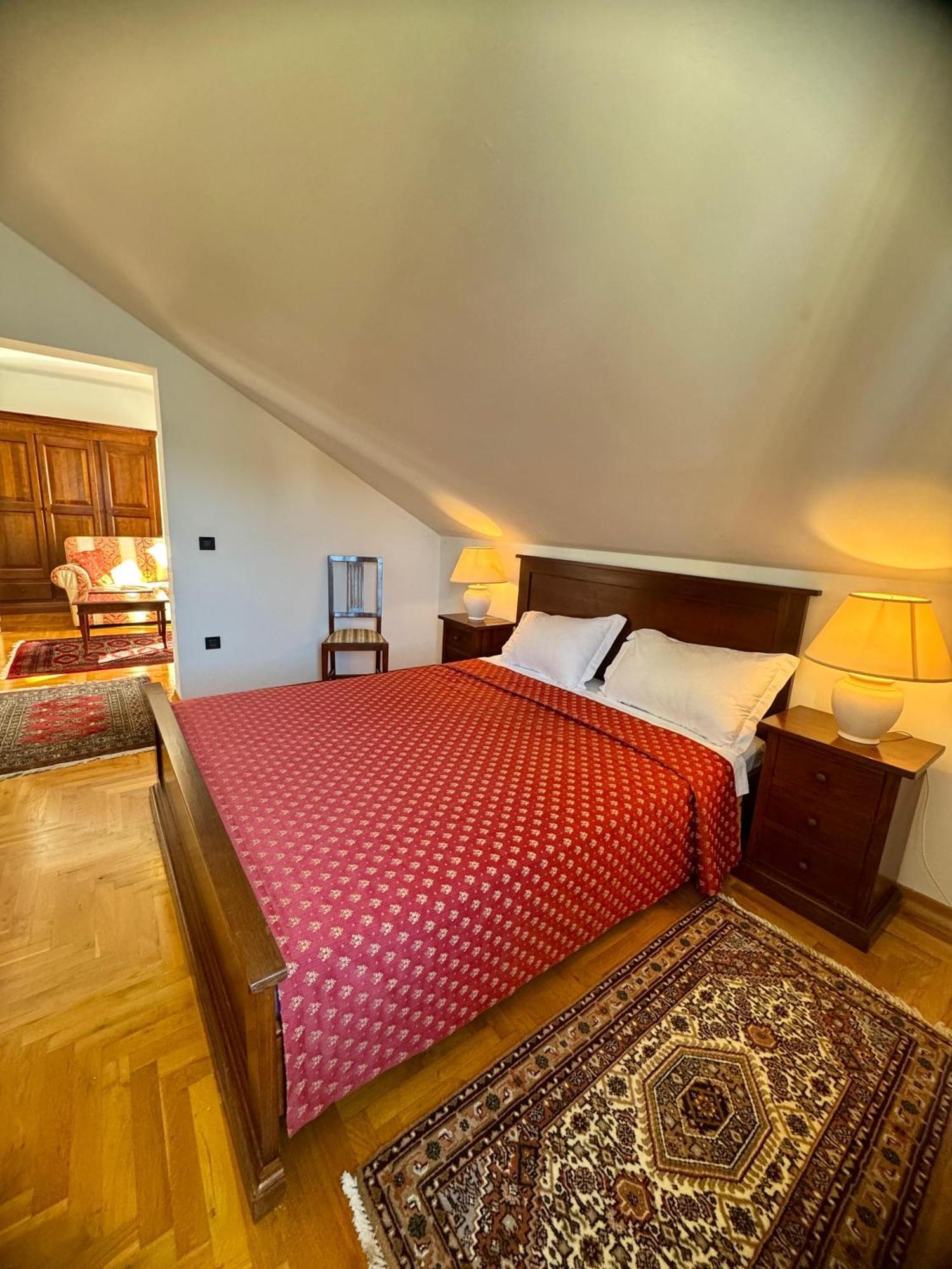 Villa Rava Hotel & Restaurant Ngoại thất bức ảnh
